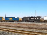 CSX 4431 and NS 5267